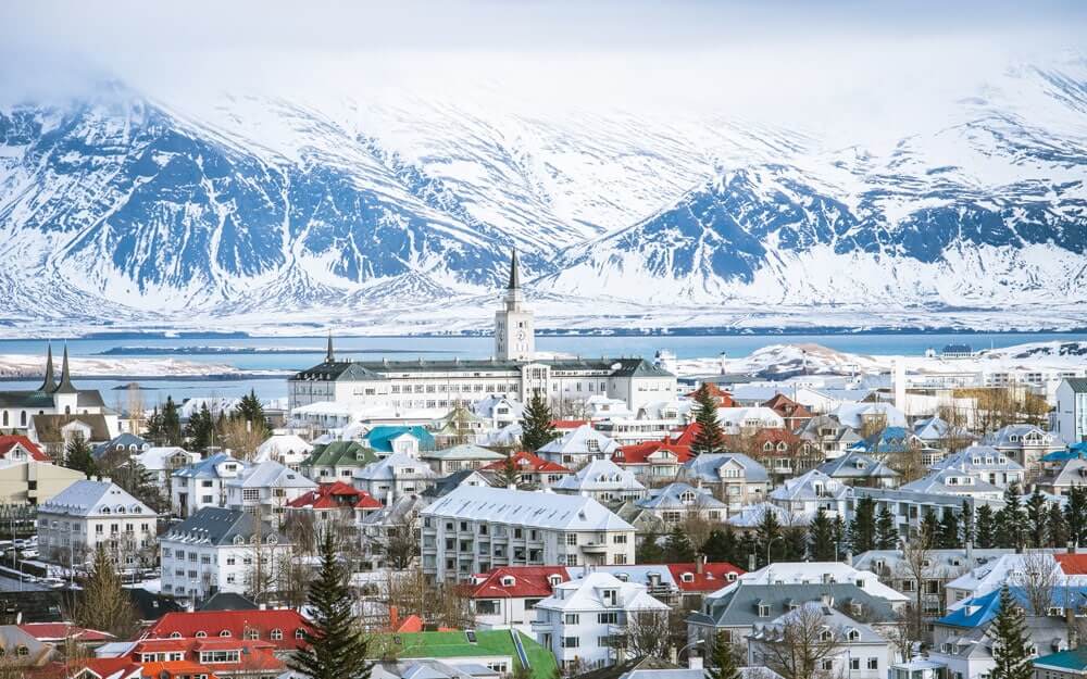 Turen går til Island